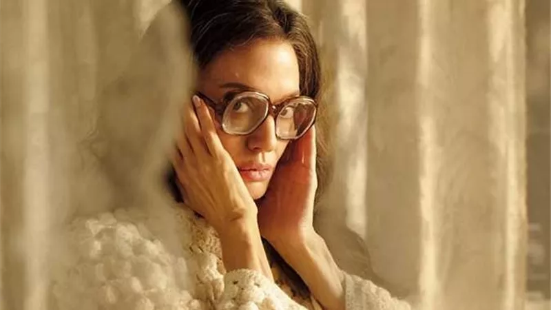أنجلينا جولى تجسد السيرة الذاتية لمغنية الأوبرا ماريا كالاس