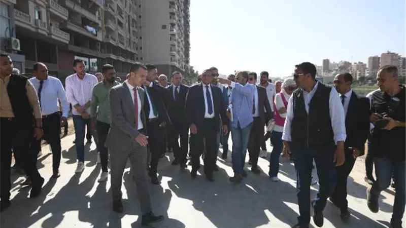 وزير التنمية المحلية يفتتح ميدان رمسيس بعد تطويرة بالمنصورة
