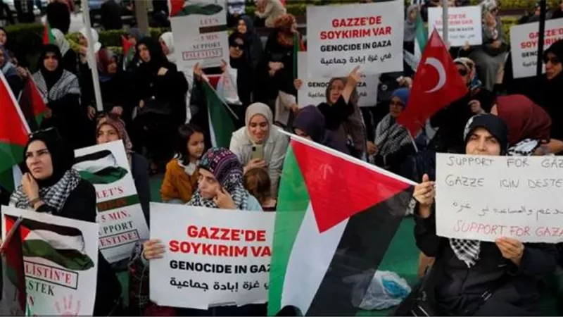 تركيا تستدعي سفيرها لدى إسرائيل
