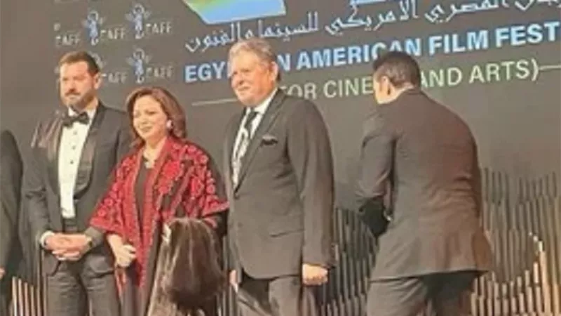 الهام شاهين توجه رسالة بعد تكريمها بمهرجان المصرى الأمريكي