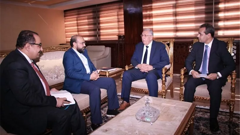 القصير يبحث مع رئيس المجلس التنفيذي للمنظمة الإسلامية قضايا الأمن الغذائي