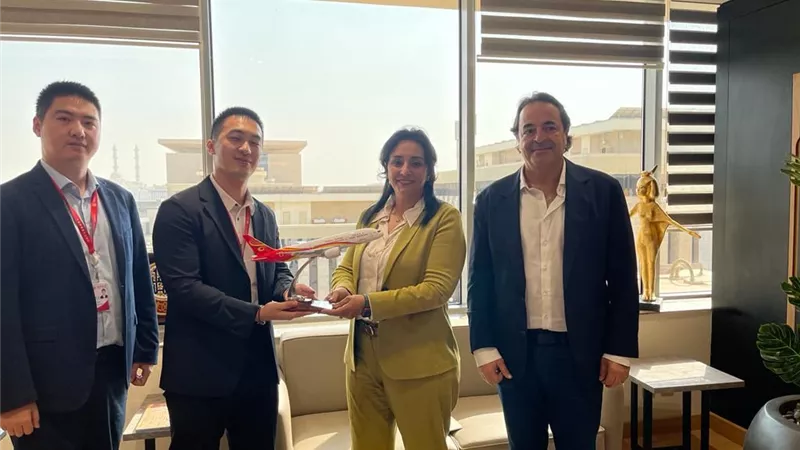 مباحثات مصرية صينيه لزيادة الحركة السياحية الوافدة لمصر