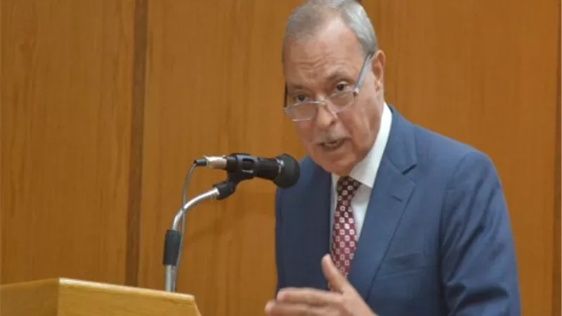 محافظ القليوبية يؤكد الدور التوعوي والوطني للأئمة في المجتمع