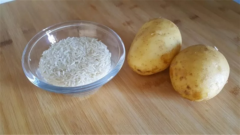 دراسة تقارن بين فوائد البطاطس والأرز والخبز