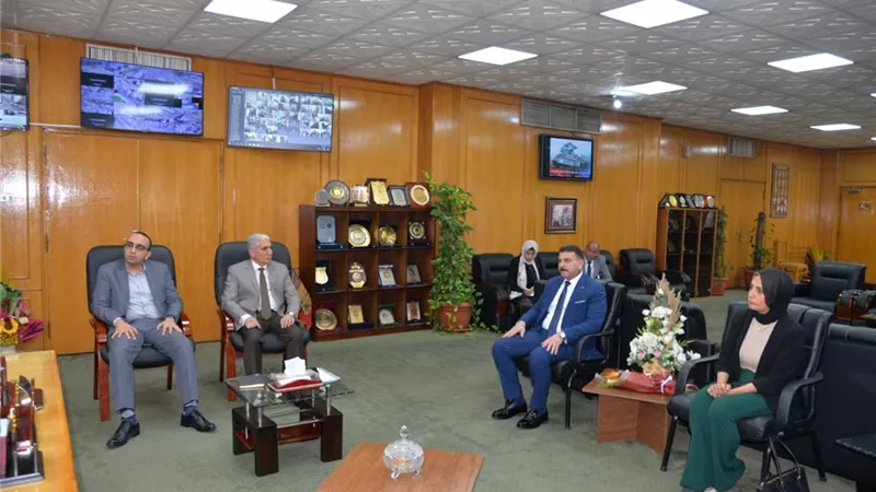 محافظ الإسماعيلية يستقبل مستشار مدير الأكاديمية الوطنية للتدريب