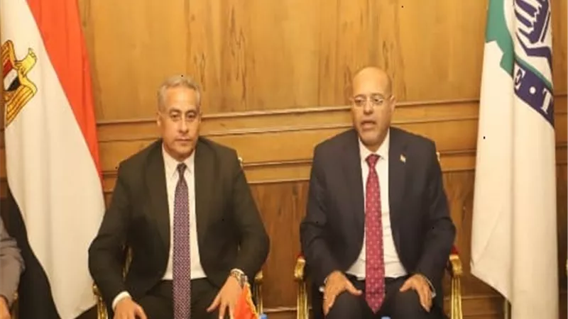 وزير العمل: الحكومة حريصة على وجود منظمات عمالية قوية