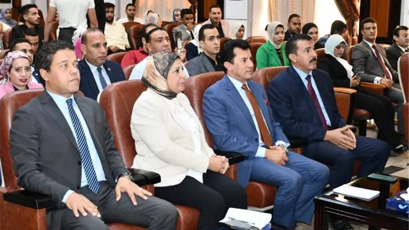 وزيرالرياضة:إعداد جيل من الكوادرالشبابية يعمل لمصلحة مجتمعه ووطنه