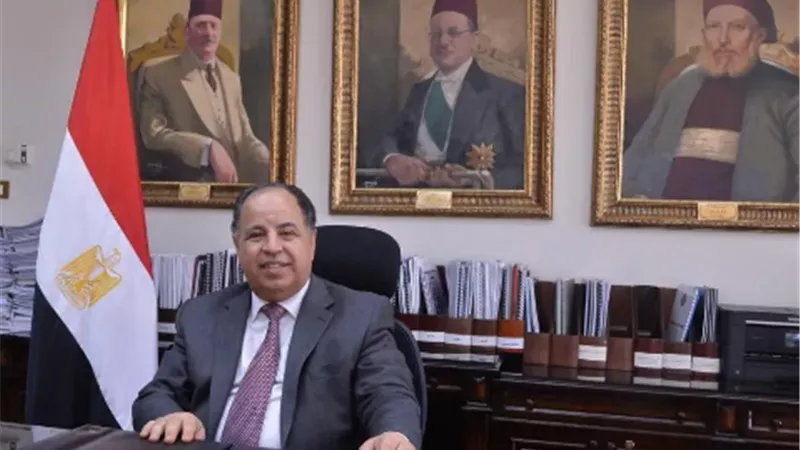 المالية: تسهيلات جمركية لاستيراد سيارات المصريين بالخارج حتي30 يناير