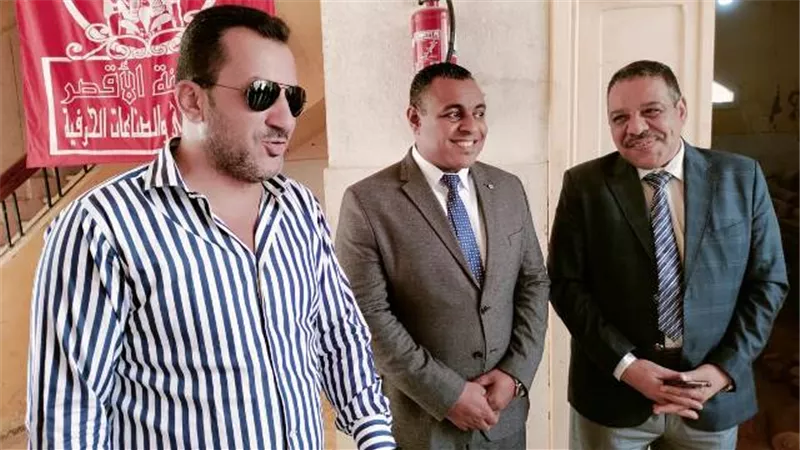 رئيس جهاز طيبة الجديدة يتفقد أهم المجمعات الصناعية بالمدينة.. صور