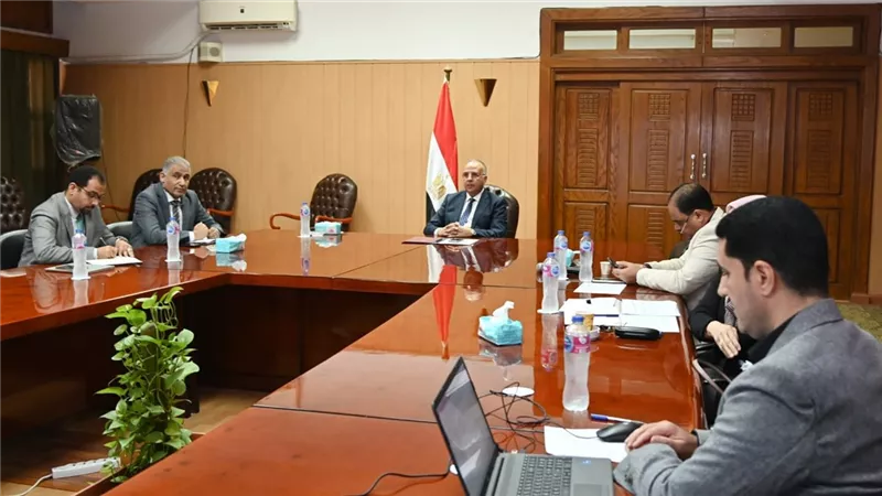 وزير الري يوجه بانهاء أعمال تأهيل الترع قبل ٣١ ديسمبر ٢٠٢٣