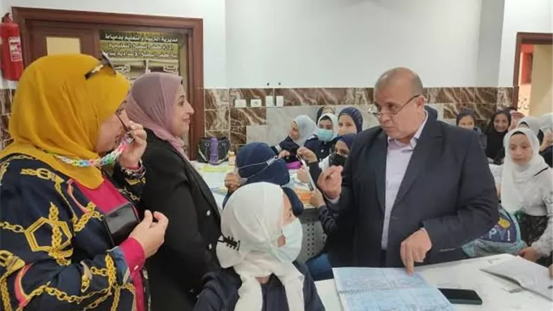 وكيل تعليم دميـاط يفاجئ مدارس كفر البطيخ