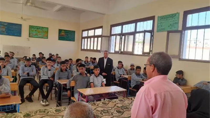وزارة العمل: توعية الطلاب والعاملين بمدارس الوادي الجديد