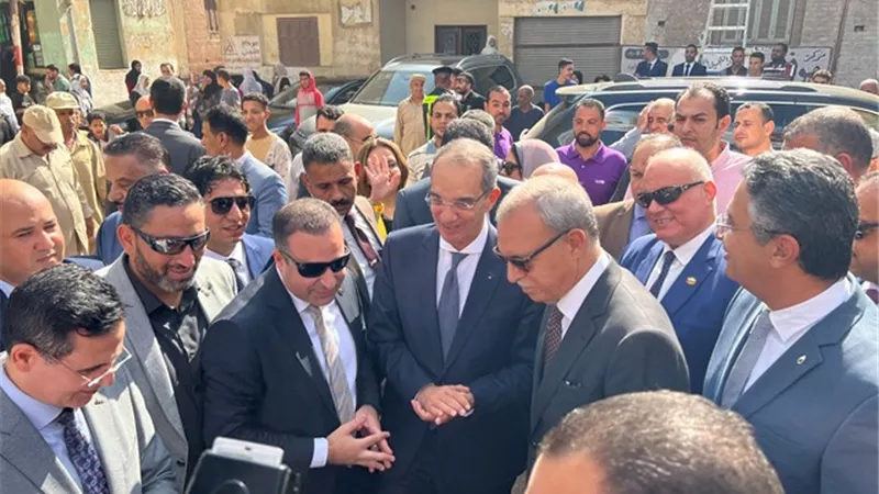محافظ القليوبية يستقبل وزير الاتصالات لافتتاح عدد من المشروعات