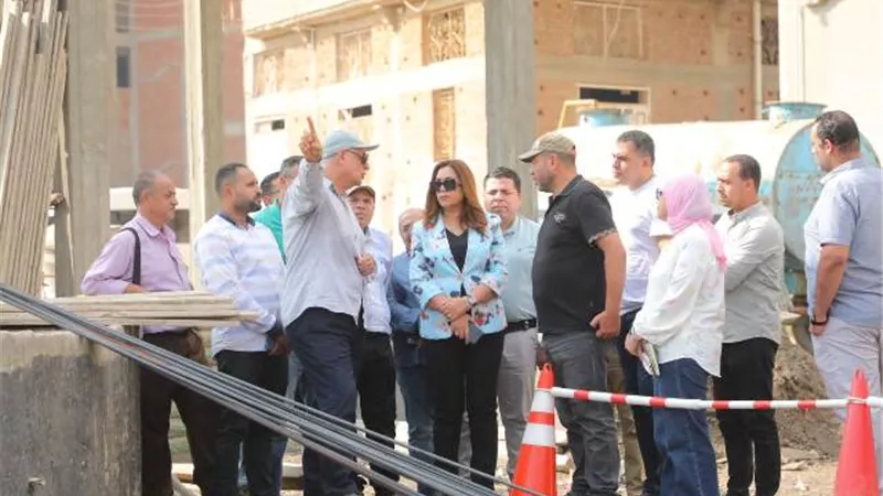 محافظ دمياط تتابع ميدانيا مشروع محطة رفع صرف صحي شط جريبة