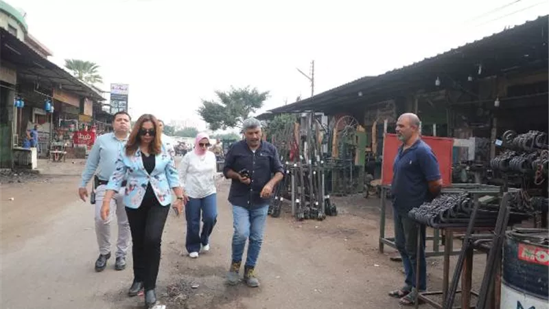 محافظ دمياط تتفقد سوق الجملة بالشهابية