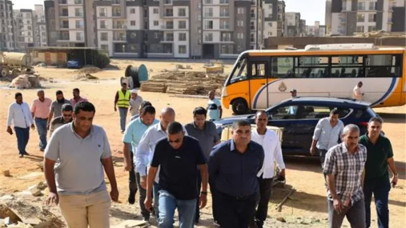 قيادات جهاز الشيخ زايد يتفقدوا أهم مشروعات البنية التحتية.. صور