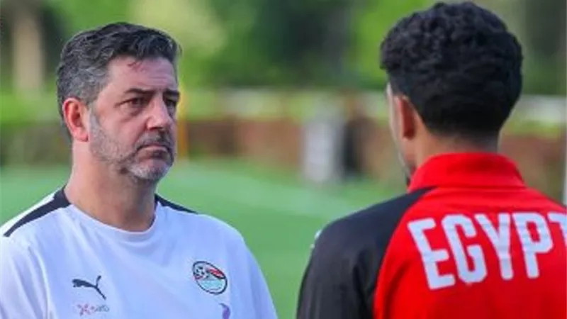 تفاصيل رسالة فيتوريا لـ عمر مرموش قبل إعلان قائمة منتخب مصر