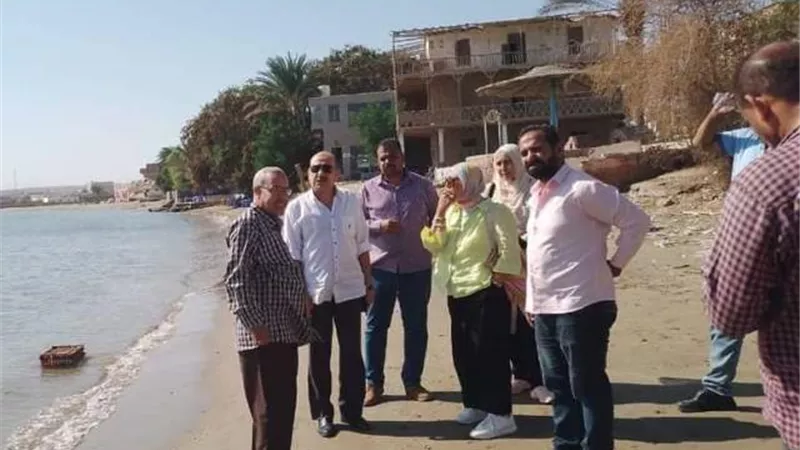 رئيس مدينة القصير يستقبل أعضاء لجنة الإدارة العامة لحماية الشواطئ