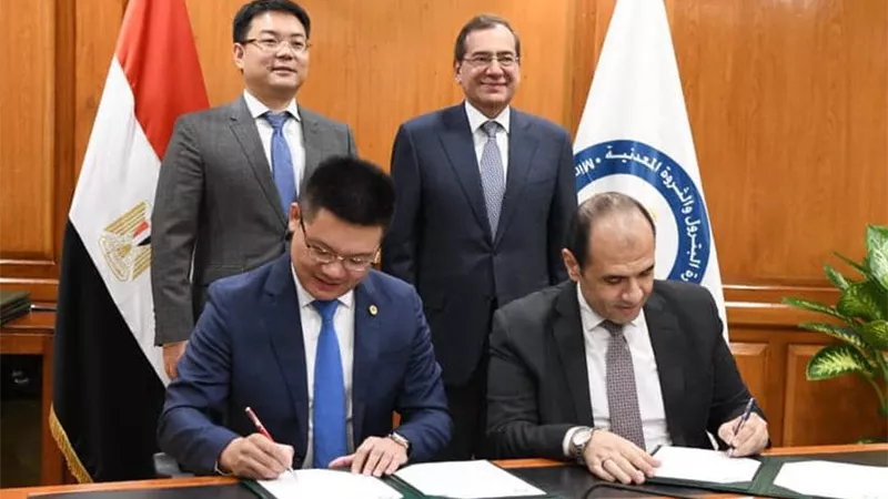 3 اتفاقيات تعاون بين البترول و هواوي العالمية لدعم التحول الرقمي