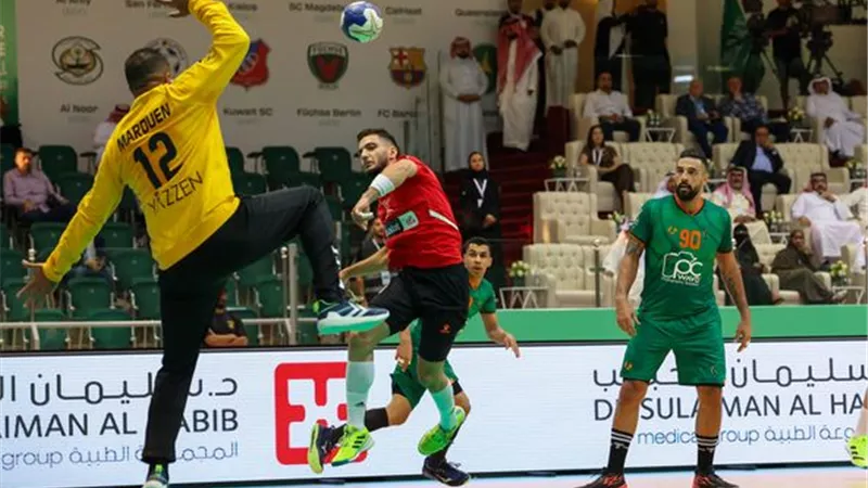 الأهلي يقسو علي النور السعودي في مستهل كأس العالم لكرة اليد