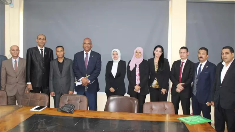 مدير 