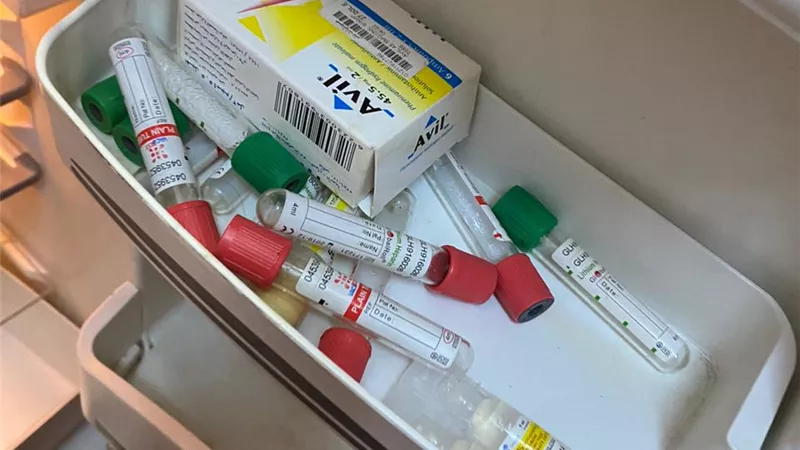 صحة الإسماعيلية تفاجئ المنشآت الخاصة وتحرر محاضر غلق..صور