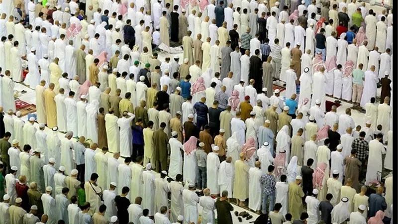 9 امور لتسوية الصفوف فى صلاة الجماعة يُبينها العلماء