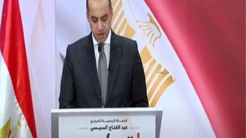المستشار محمود فوزى: رؤية السيسى مفعمة بالأمل لتحقيق حياة كريمة للمواطنين