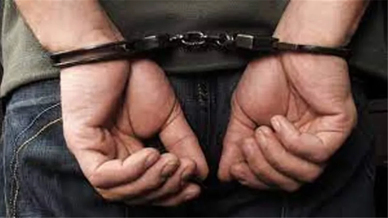 القبض على شخصين هاربين من 181 حكما قضائيا