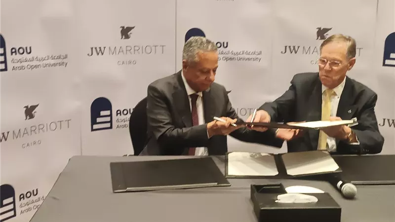 الجامعة العربية المفتوحة توقع بروتوكول تعاون لتدريب الطلاب بالفنادق