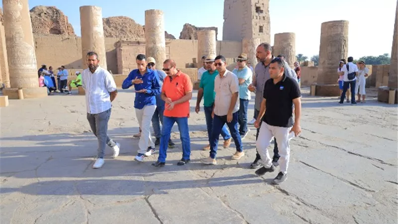مساعد وزير السياحة للمشروعات فى جولة لمتابع العمل بمحافظة الأقصر