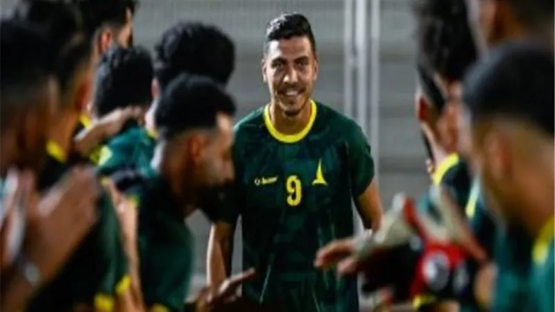 محمد شريف يقود تشكيل الخليج لمواجهة الطائي في الدوري السعودي
