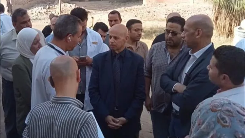 مديرالصحة يتفقد الخدمة الطبية بمستشفيات فاقوس