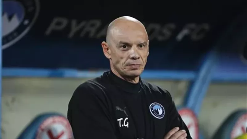 تاكيس جونياس على اعتاب تدريب الزمالك