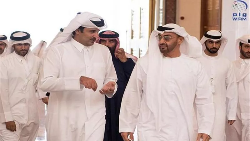 رئيس الإمارات وأمير قطر يؤكدان ضرورة الوقف الفوري لإطلاق النار في غزة