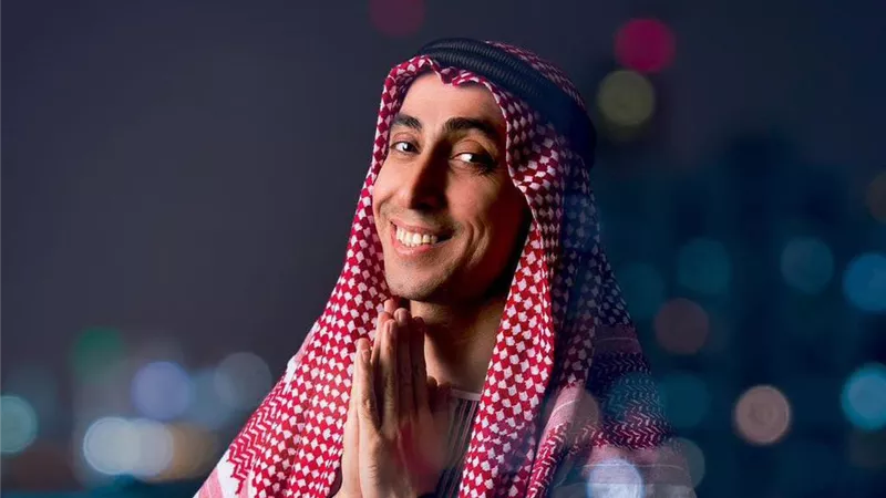 الفنان الكوميدي محمد عمر يشارك فى مسرحية 