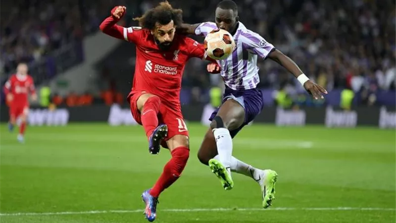 بمشاركة صلاح..تولوز الفرنسى يهزم ليفربول بالدورى الأوروبى - شاهد