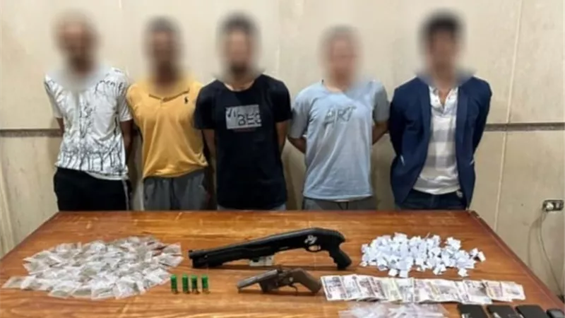 ضبط 4 أشخاص يتاجرون فى النقد الأجنبى بالمنوفية