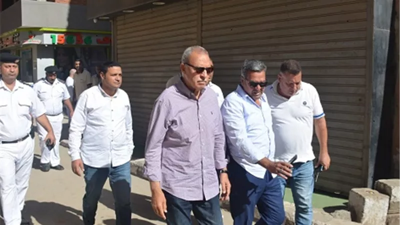 محافظ القليوبية يتابع النظافة والإشغالات ومخالفات البناء ببنها