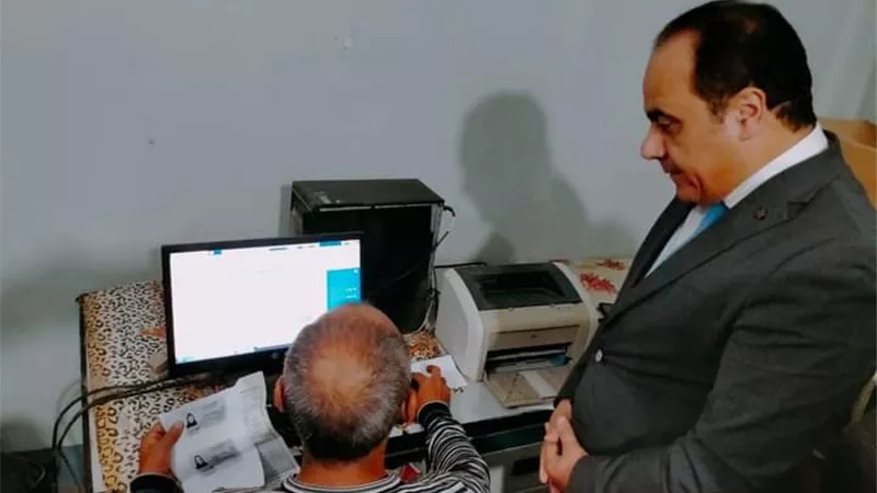 محافظ سوهاج:بدء منظومة ميكنة شهادات الميلاد والوفاة وتصاريح الدفن