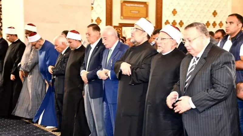 محافظ الشرقية يشارك في افتتاح مسجد الحي القيوم
