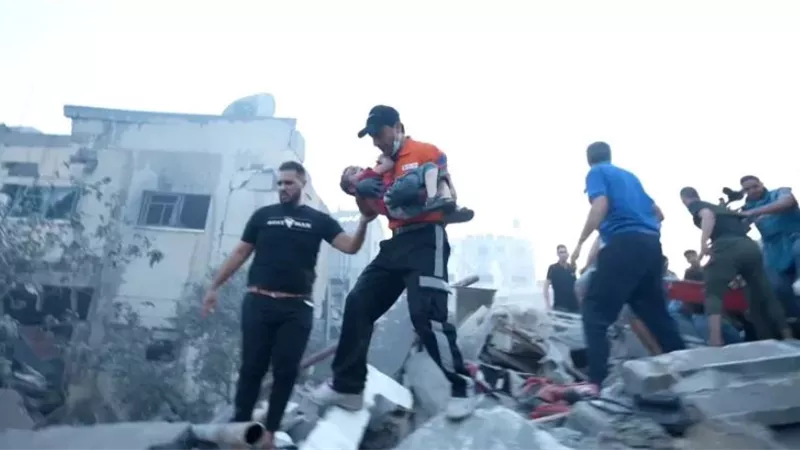 مقتل 25 شخصا بغارة إسرائيلية على مدرسة البراق في قطاع غزة