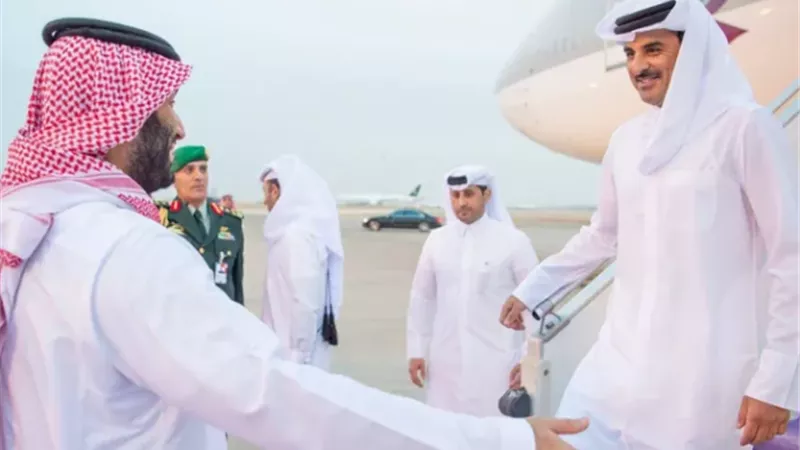 ولي العهد السعودي وأمير قطر يبحثان تطورات الأوضاع فى غزة