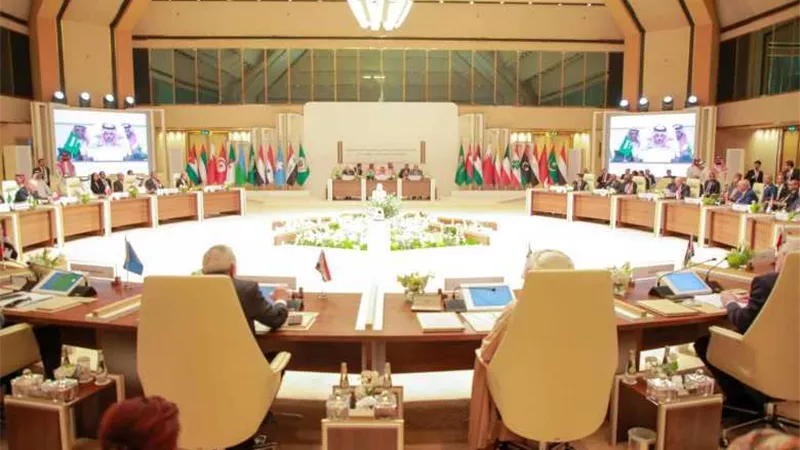السعودية تعلن دمج القمة العربية والإسلامية للخروج بموقف بشأن غزة