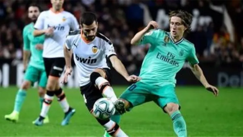 ريال مدريد ضد فالنسيا.. أبرز مباريات الدوري الإسباني اليوم