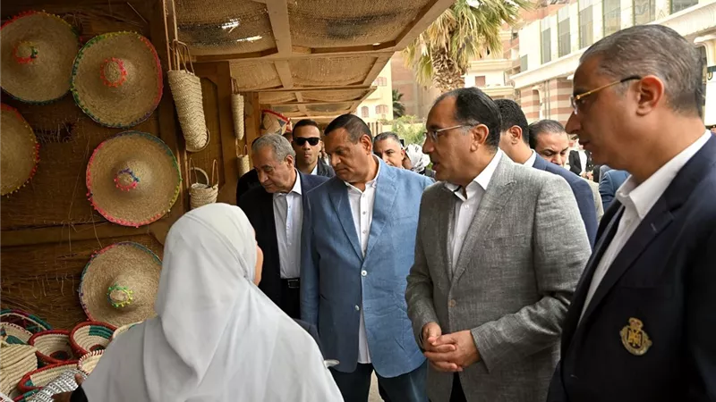 مدبولى: توجيهات من الرئيس بدعم المشروعات الصغيرة والمتوسطة
