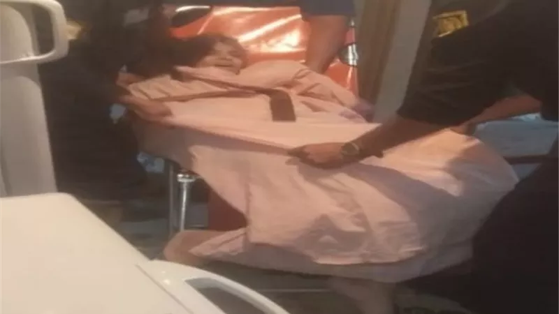 فى لفتة إنسانية .. أمن القاهرة ينقل مريضة غير قادرة على الحركة