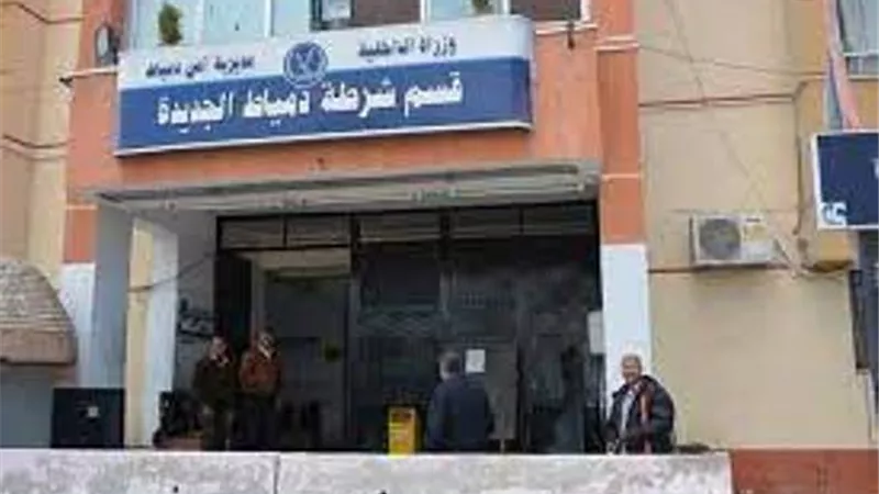 طعنة قاتلة بالصدر.. الأمن يكشف تفاصيل مقتل طالب بدمياط