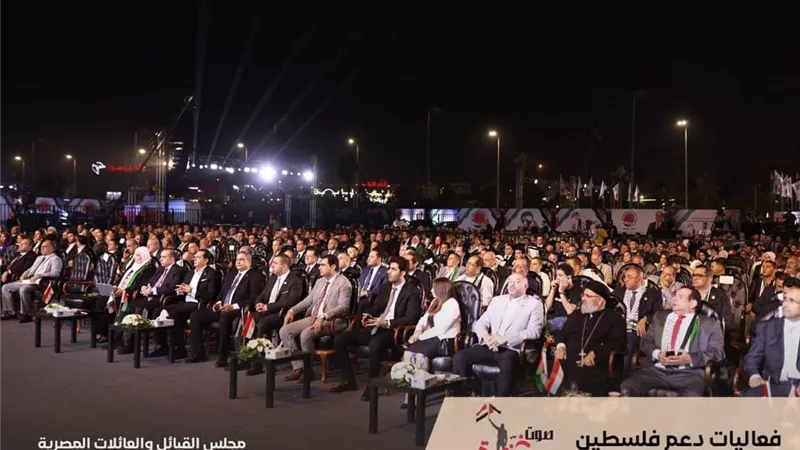 حملة السيسي تشارك في مؤتمر مجلس القبائل والعائلات المصرية