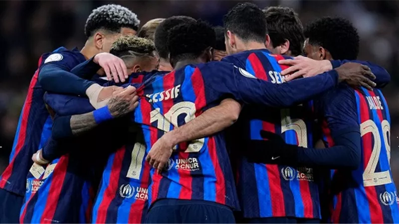 برشلونة يلتقي ديبورتيفو ألافيس.. مواعيد مباريات الدوري الإسباني اليوم
